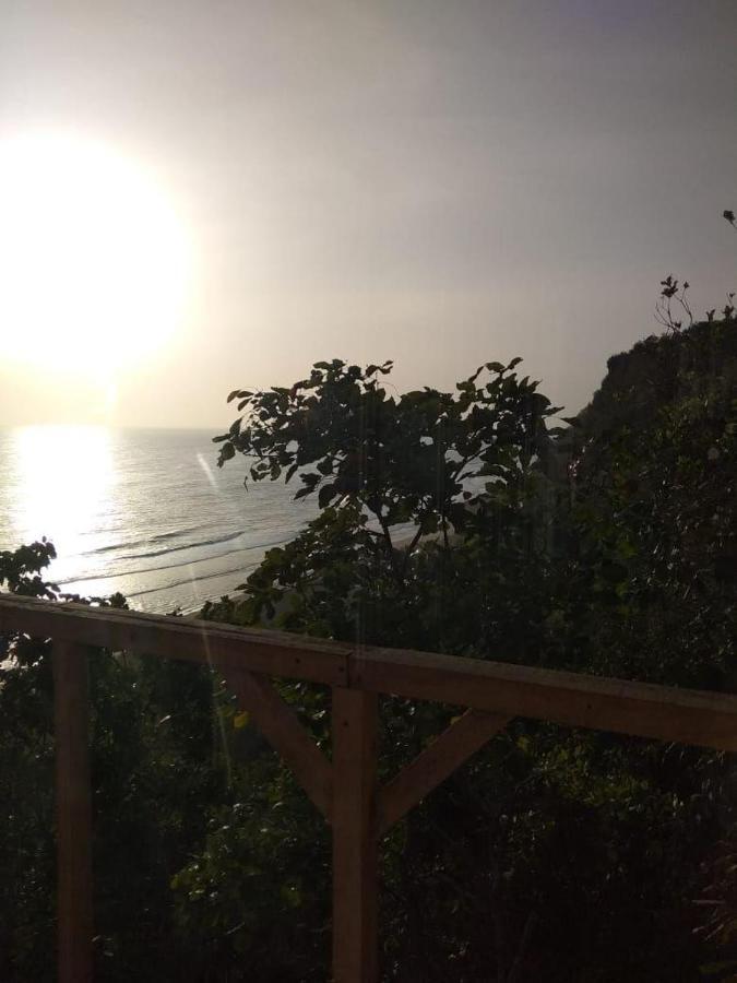 Villa Nunggalan Hut Uluwatu Esterno foto